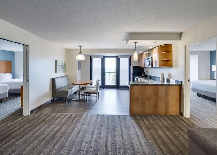 Hyatt House Hartford North/