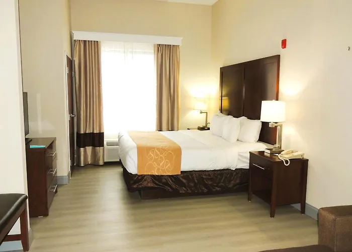 Comfort Suites Twinsburg