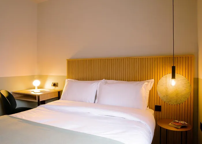 Port Hotel