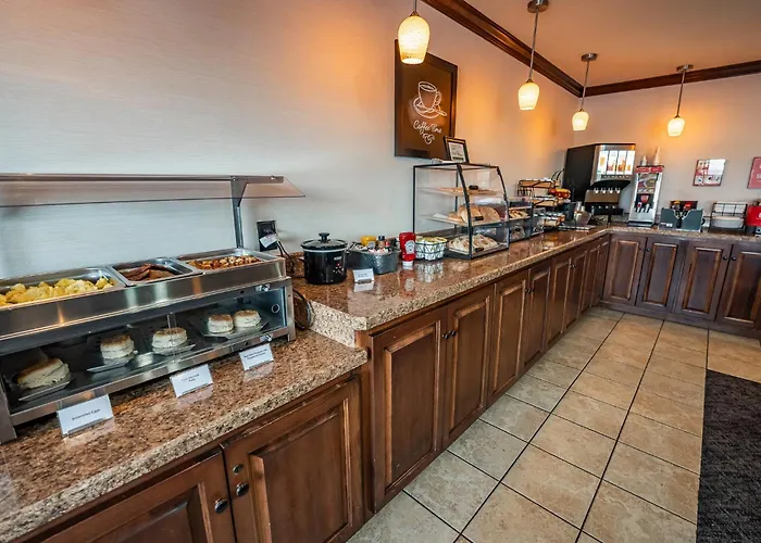 Christopher Inn And Suites