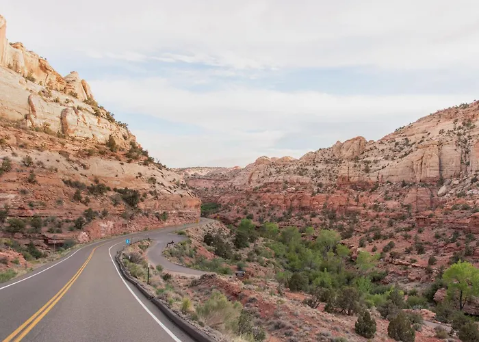 Escalante Dog Friendly Hotels