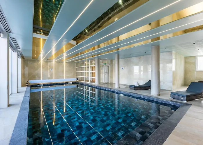 Brit Hotel Privilège Paris Rosny-Sous-Bois
