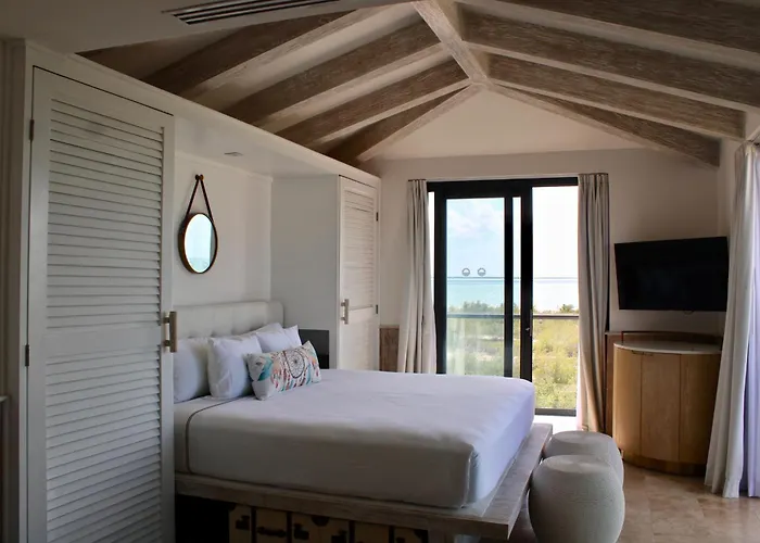 Delek Holbox (Adults Only)