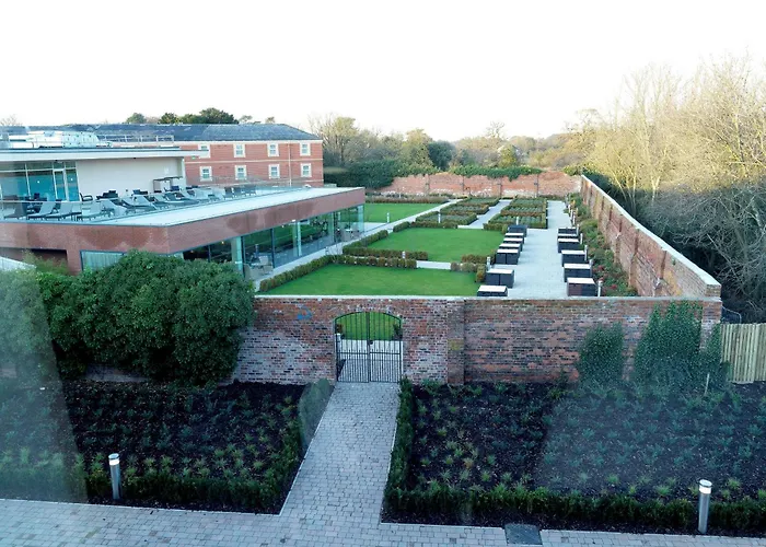 Doubletree By Hilton Chester