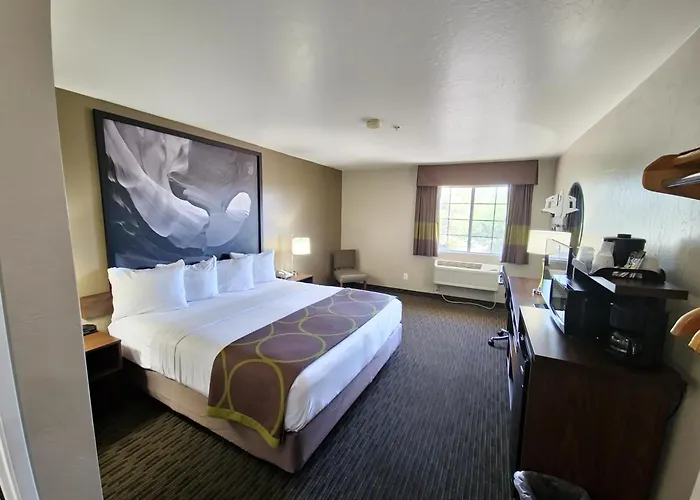 Super 8 By Wyndham Wickenburg Az Hotel
