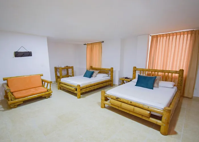 Hotel Toledo Plaza