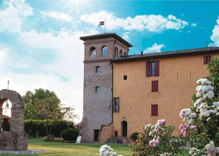 Palazzo delle Biscie - Old Tower&Village