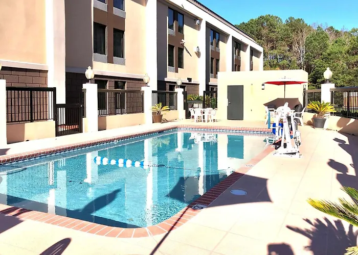Comfort Inn Darien - North Brunswick