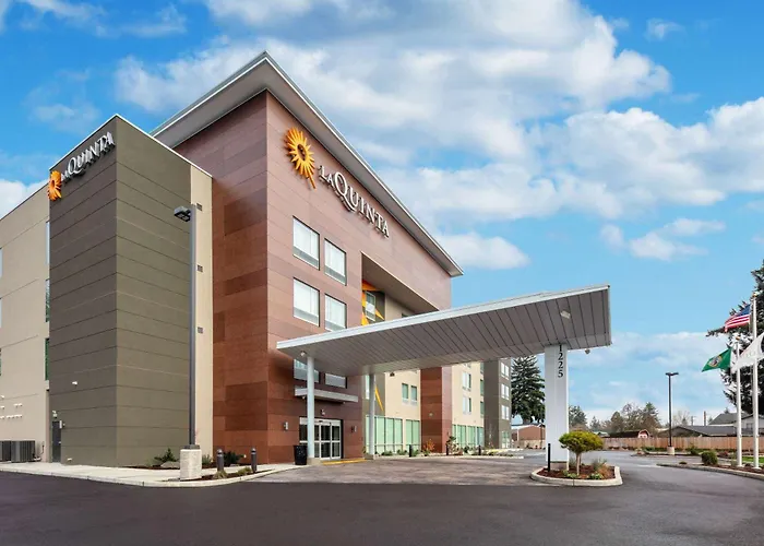La Quinta Inn & Suites By Wyndham