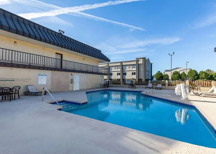 Days Inn By Wyndham Florence/I-95 North