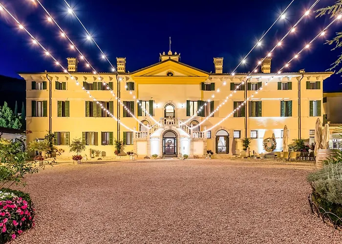 Hotel Villa Cariola