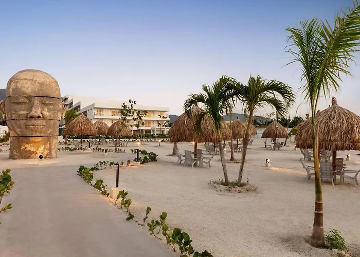 Wyndham Residences Santa Marta Aluna Beach Club