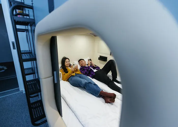 Capsule Hotel Constellation 89