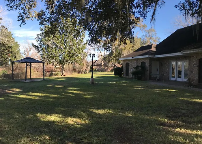 Columbia Lakes Hotel & Conference Center