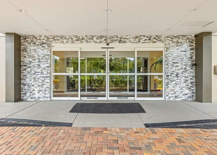 Quality Inn & Suites Tampa Near Fairgrounds And Casino