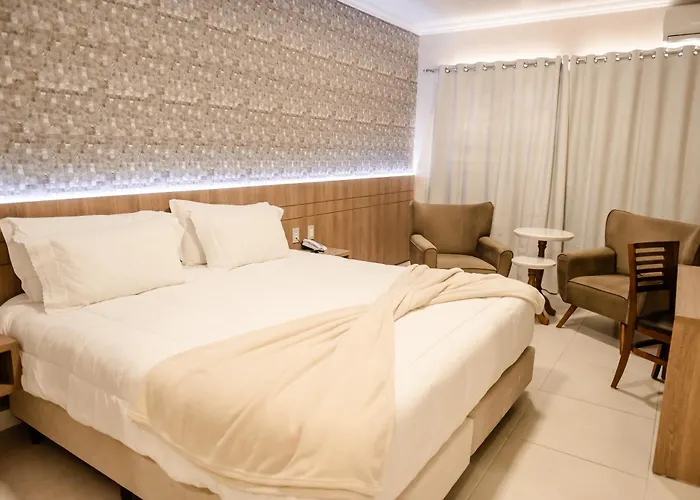 Confort Fronteira Hotel