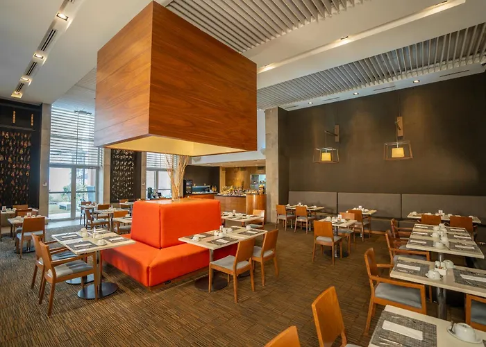 Hilton Garden Inn Airport