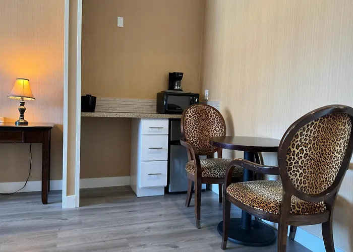 Garden Suite Hotel And Resort