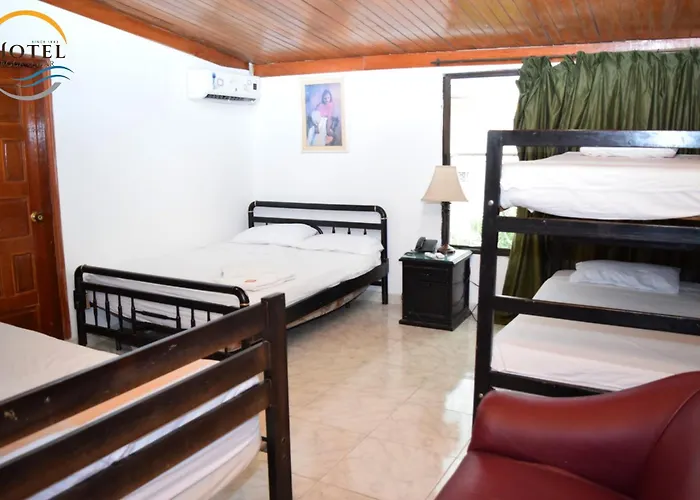 Hotel Roca&Mar