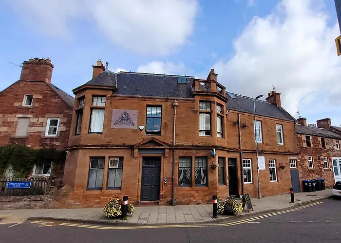 Dryburgh Arms Pub With Rooms