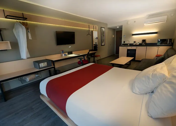 City Express By Marriott Santiago Aeropuerto