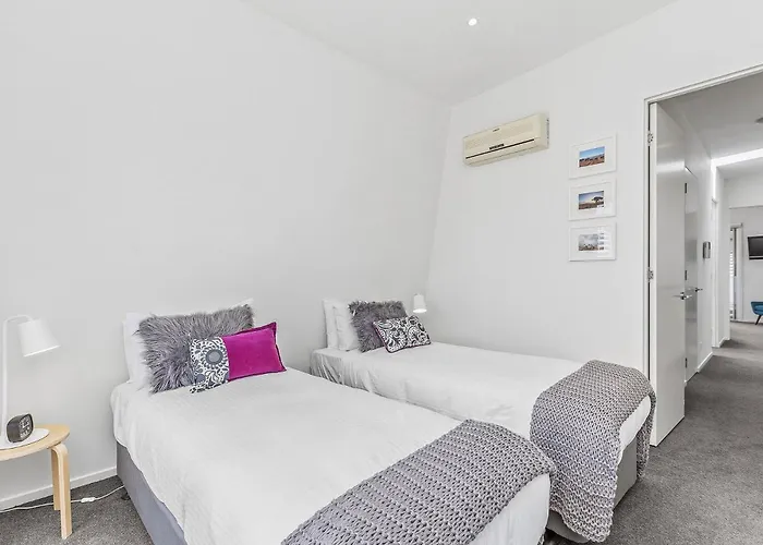 Boutique Stays - Port Haven