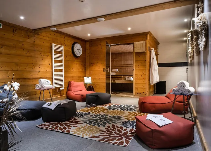 Hôtel Ski Lodge - Chambres&Appartements - Village Montana
