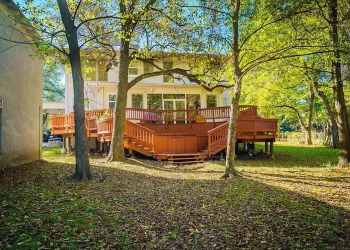 Historic Mitchell House
