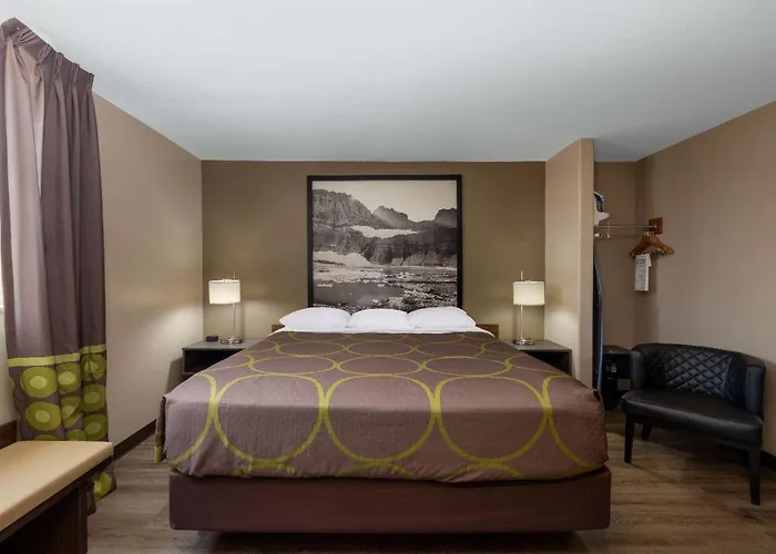 Super 8 By Wyndham Belgrade/Bozeman Airport