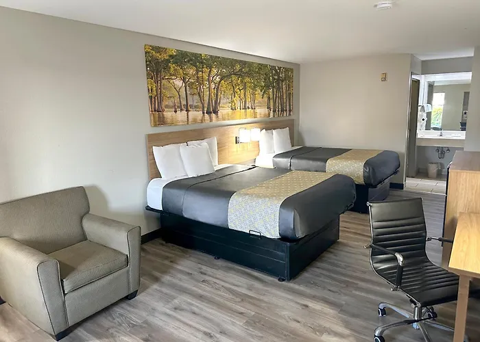Days Inn & Suites By Wyndham Opelousas