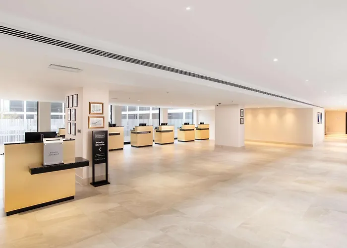 Hilton London Gatwick Airport