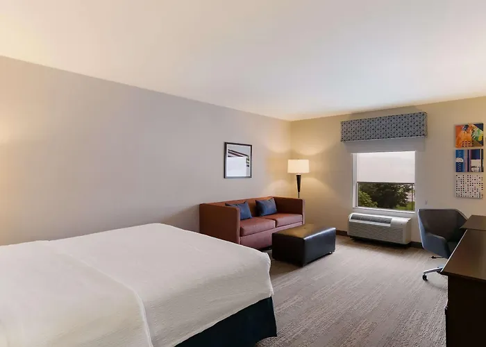 Hampton Inn & Suites Wilmington Christiana Newark