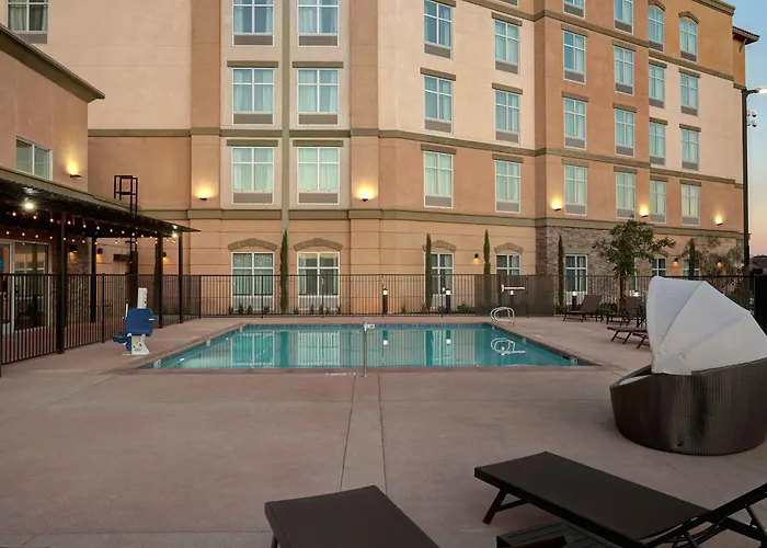Homewood Suites By Hilton /Valencia, Ca