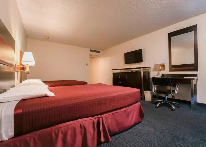Royal Plaza Inn