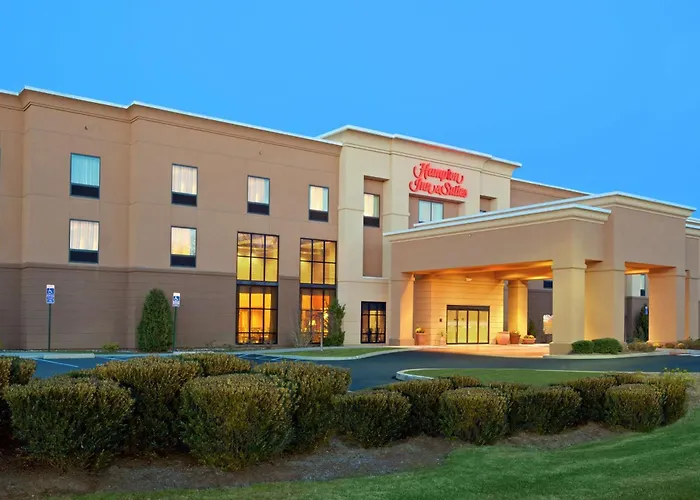 Hampton Inn & Suites Hartford-