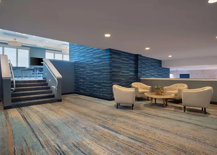 Fenwick Shores, Tapestry Collection By Hilton