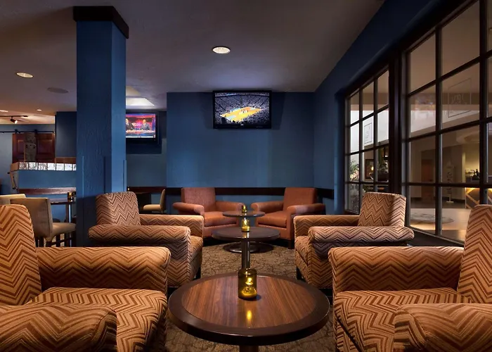 Embassy Suites By Hilton Phoenix Tempe