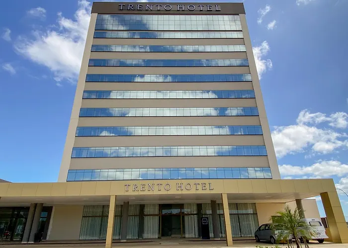 Trento Hotel Guaíra by Unna