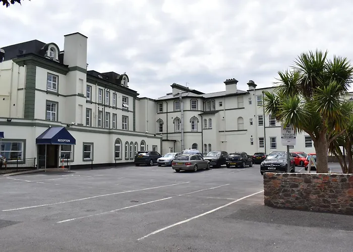 Metropole Hotel