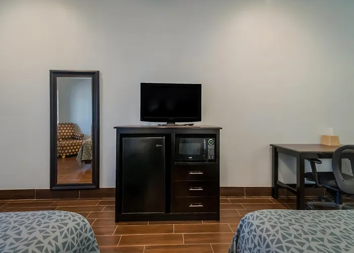 Econo Lodge Inn & Suites Fulton - Rockport