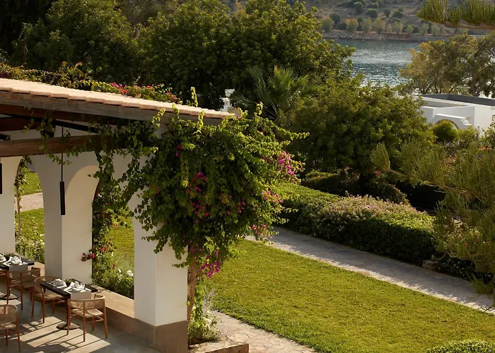 Minos Beach Art Hotel, A Member Of Design Hotels Agios Nikolaos