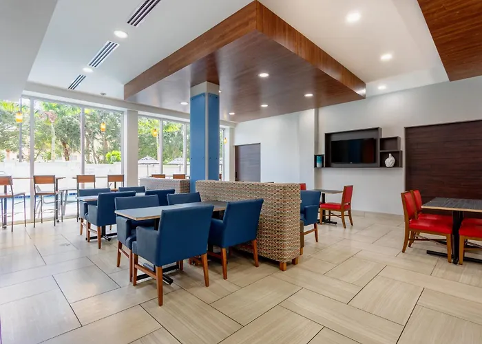 Holiday Inn Express & Suites - Miramar By Ihg