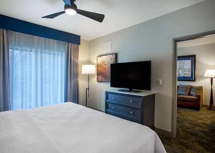 Homewood Suites By Hilton Salina/Downtown, Ks