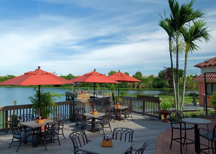 Hilton Palm Beach Pbi Cloud Lake