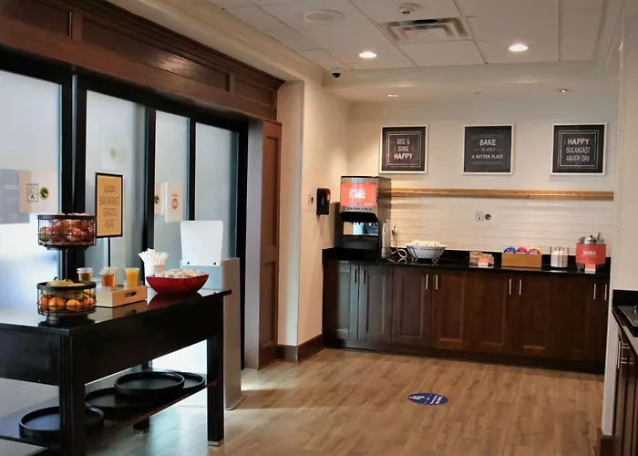 Hampton Inn & Suites Jacksonville Beach Boulevard/Mayo Clinic