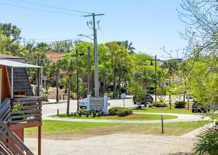 Folly Beach Dog Friendly Hotels