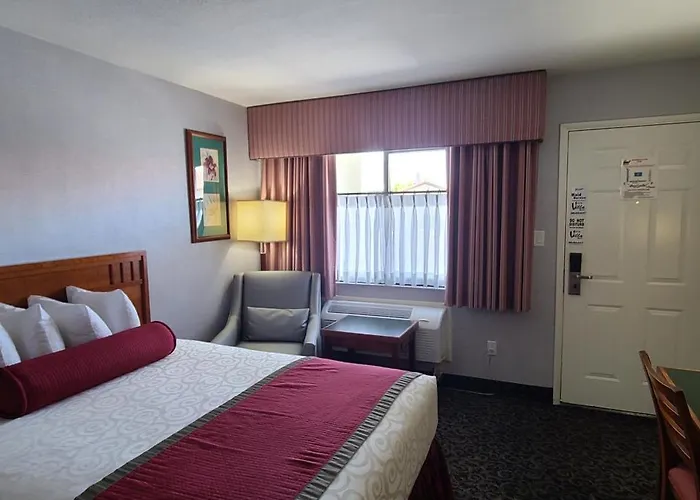 Dow Villa Motel