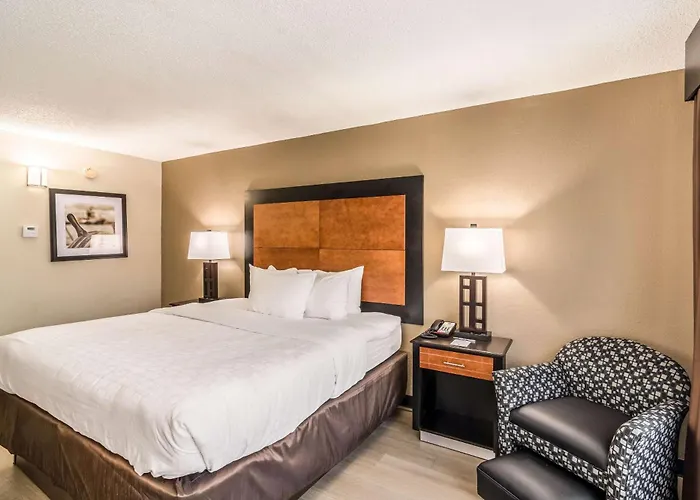 Quality Inn Pensacola North Ferry Pass