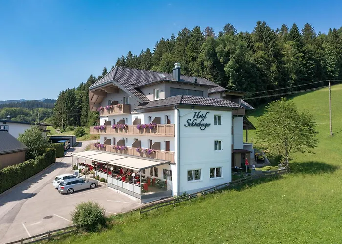 Hotel Schönberger Nussdorf am Attersee
