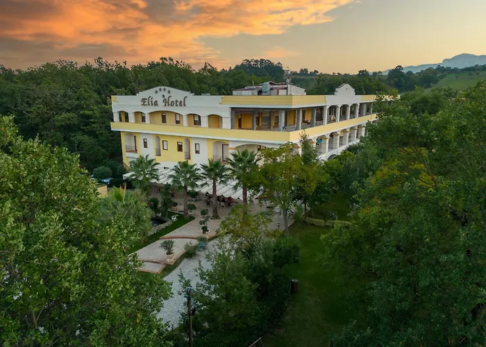 Elia Hotel